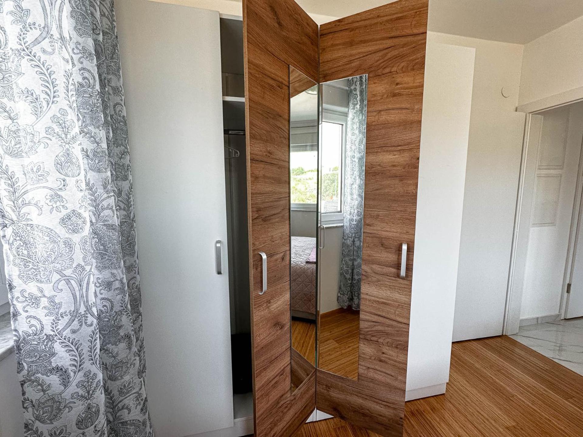 Brand New 2 Bed, 1 Bath Condo Zára Kültér fotó