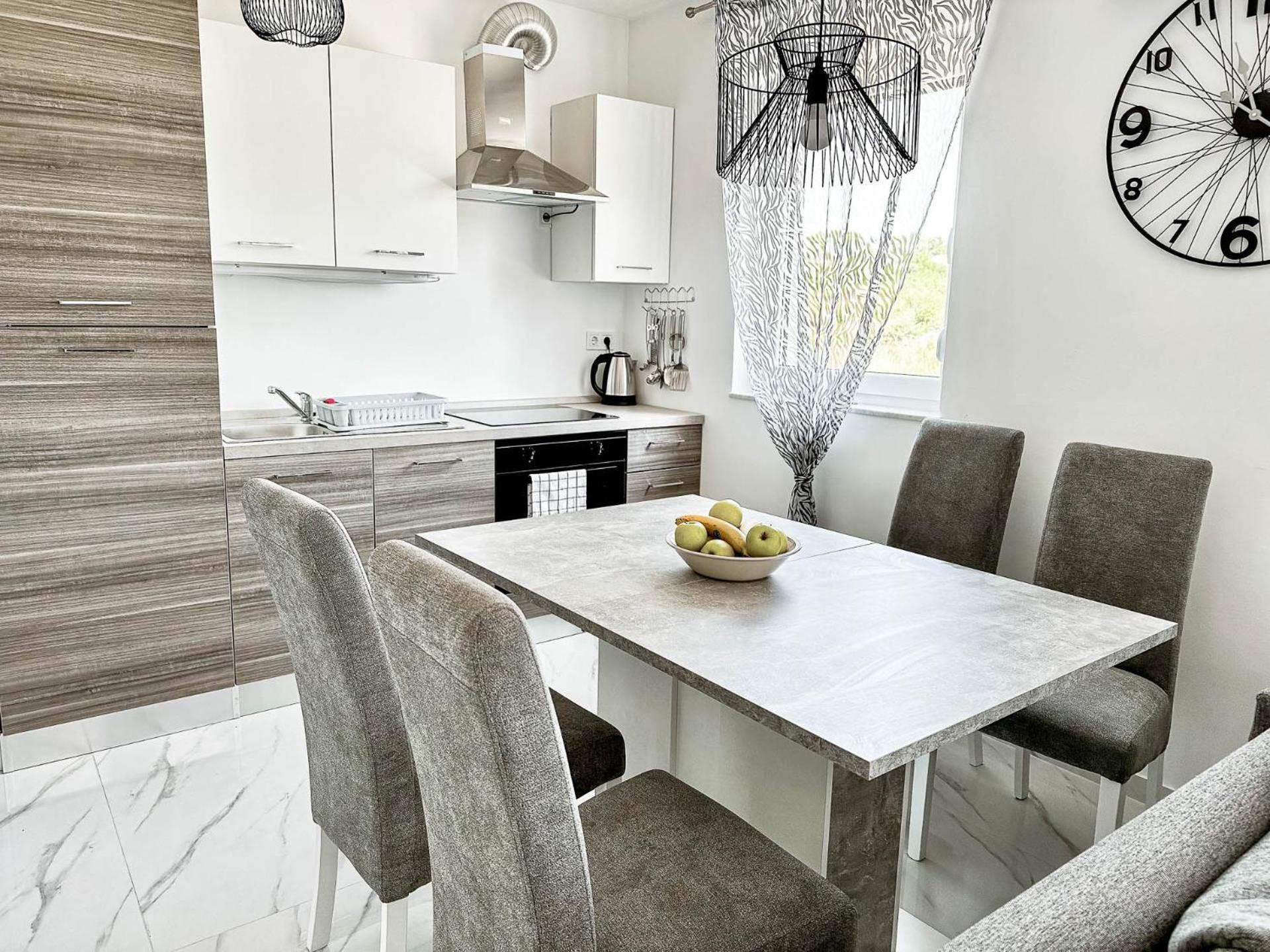Brand New 2 Bed, 1 Bath Condo Zára Kültér fotó